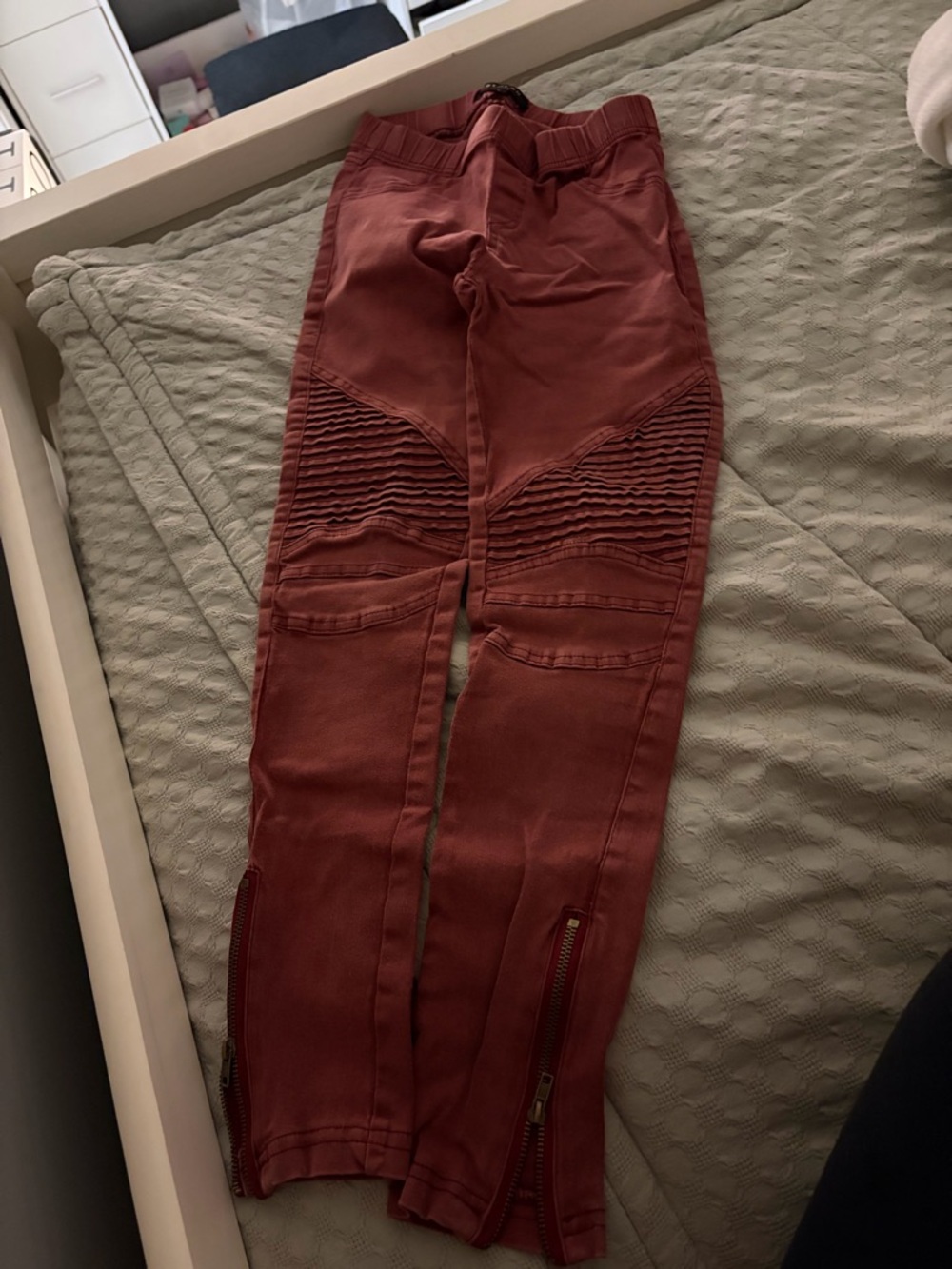 Women’s Ribbed Knee Moto Jeans - Rust